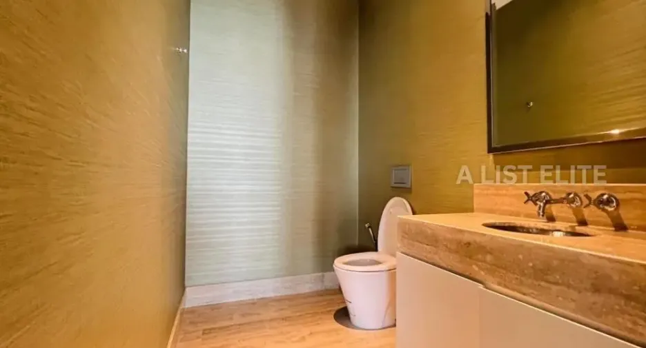 For rent 3 bedrooms condo in Sathon, Bangkok