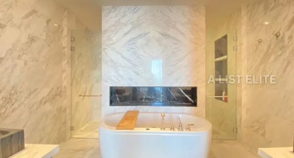 Condo en alquiler de 2 habitaciones en Khlong San, Bangkok