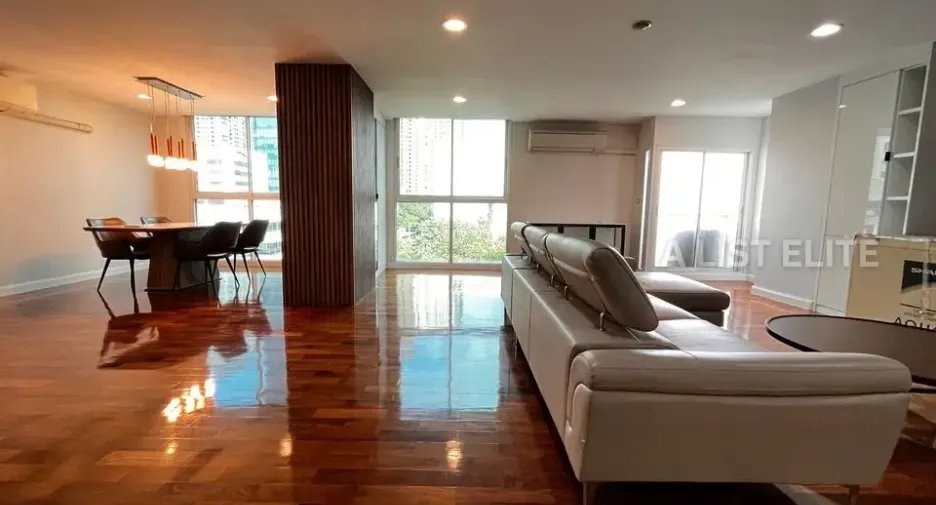 Condo en alquiler de 3 habitaciones en Watthana, Bangkok