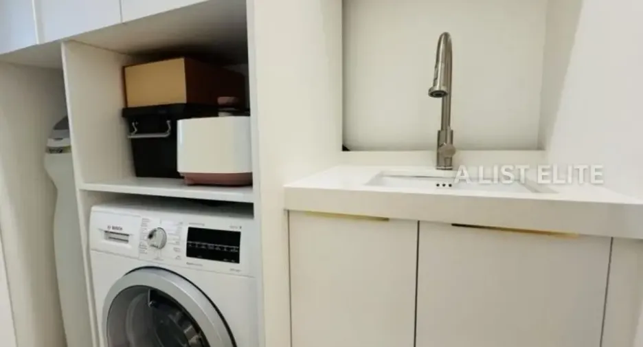Wohnung zur Miete mit 2 Zimmer in Khlong Toei, Bangkok