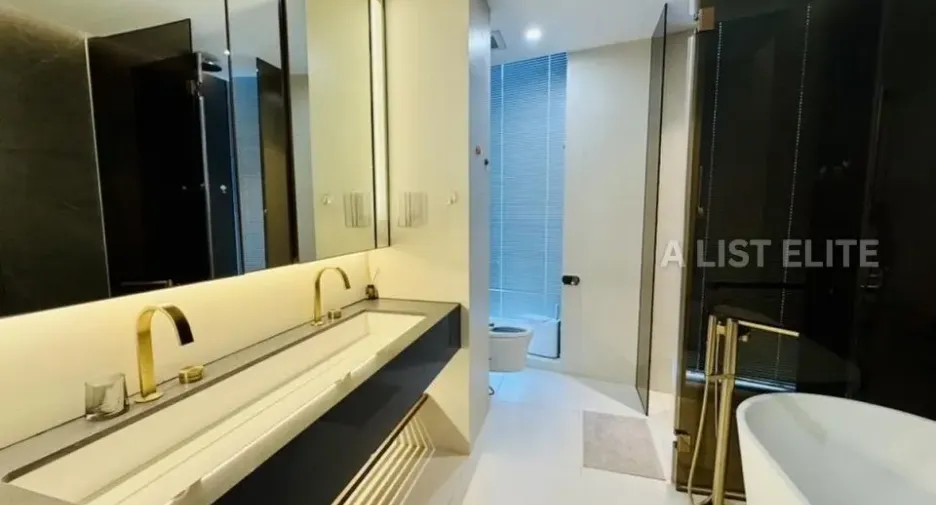 Wohnung zur Miete mit 2 Zimmer in Khlong Toei, Bangkok