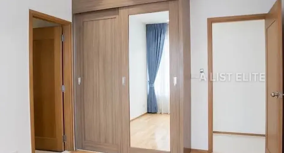 Wohnung zum Kauf mit 3 Zimmer in Khlong Toei, Bangkok