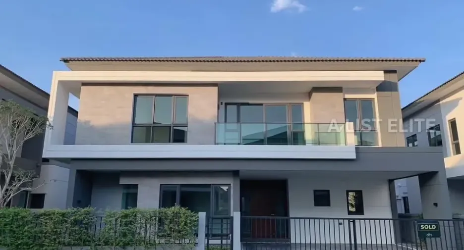 For sale 4 bedrooms house in Bang Phli, Samut Prakan