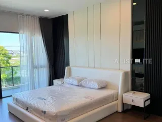 Аренда 4 спальни дом в Bang Phli, Самутпракан
