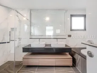 For rent 4 ベッドルーム house in Bang Phli, Samut Prakan