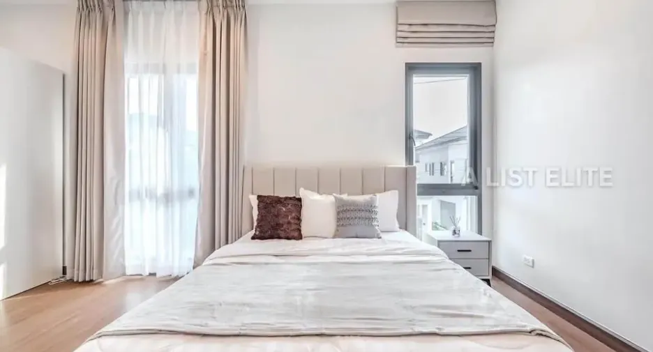 出租 4 卧室 独立屋 在 Bang Phli, Samut Prakan