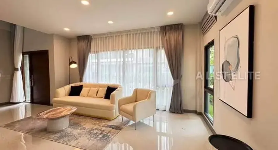For rent 4 bedrooms house in Bang Phli, Samut Prakan