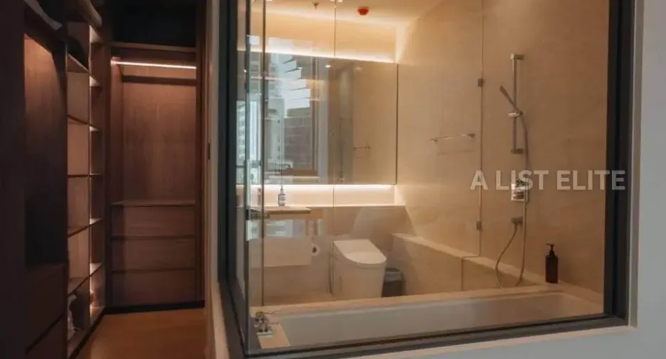 Condo en venta de 2 habitaciones en Khlong Toei, Bangkok