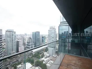 For sale 3 ベッドルーム condo in Sathon, Bangkok