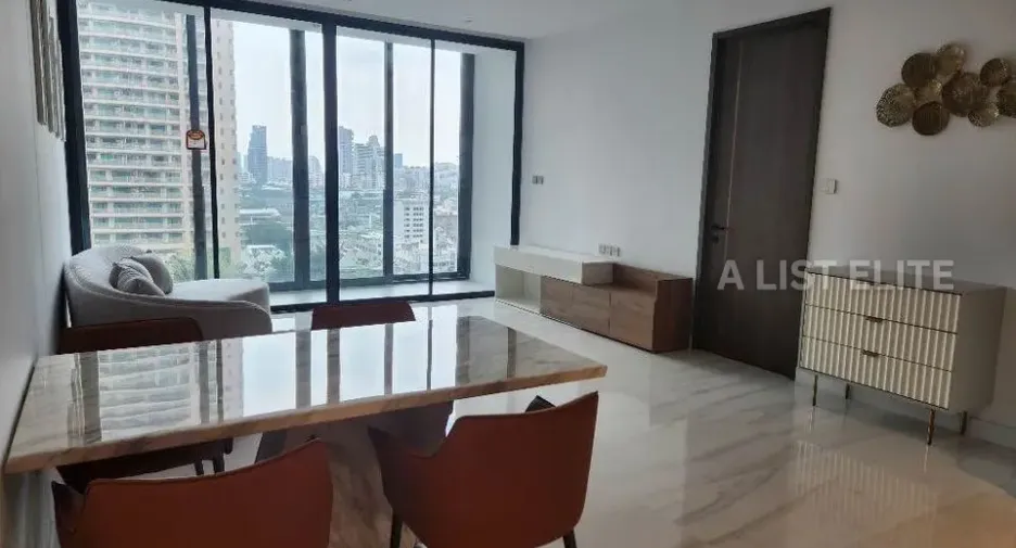 Condo en alquiler de 2 habitaciones en Sathon, Bangkok