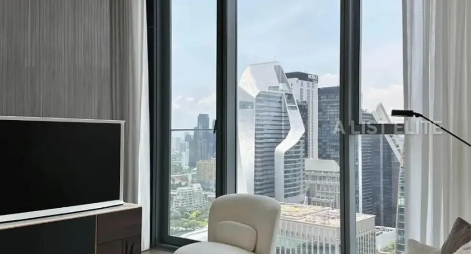 For rent 1 bed condo in Pathum Wan, Bangkok