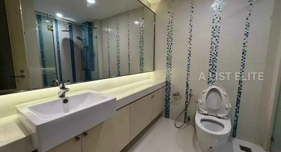 ขาย 4 ห้องนอน คอนโด ใน สาทร, กรุงเทพฯ