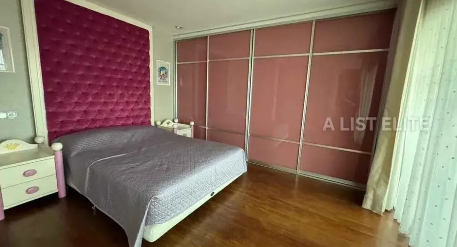 ขาย 4 ห้องนอน คอนโด ใน สาทร, กรุงเทพฯ