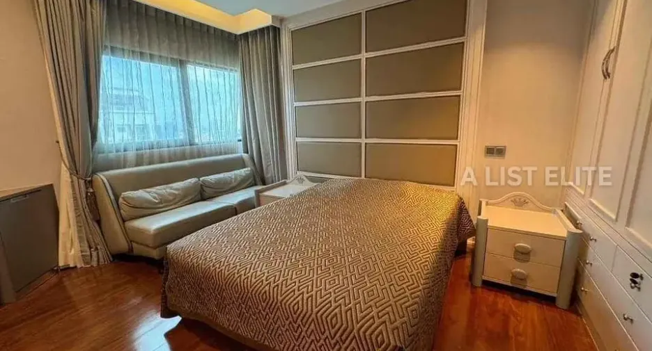 ขาย 4 ห้องนอน คอนโด ใน สาทร, กรุงเทพฯ