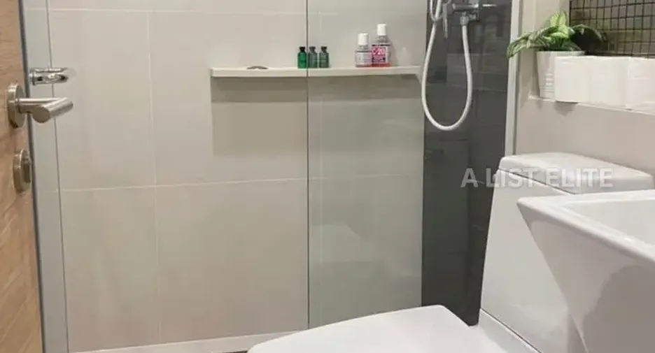 For sale 2 bedrooms condo in Phra Khanong, Bangkok