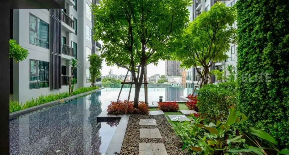 Wohnung zum Kauf mit 2 Zimmer in Khlong Toei, Bangkok