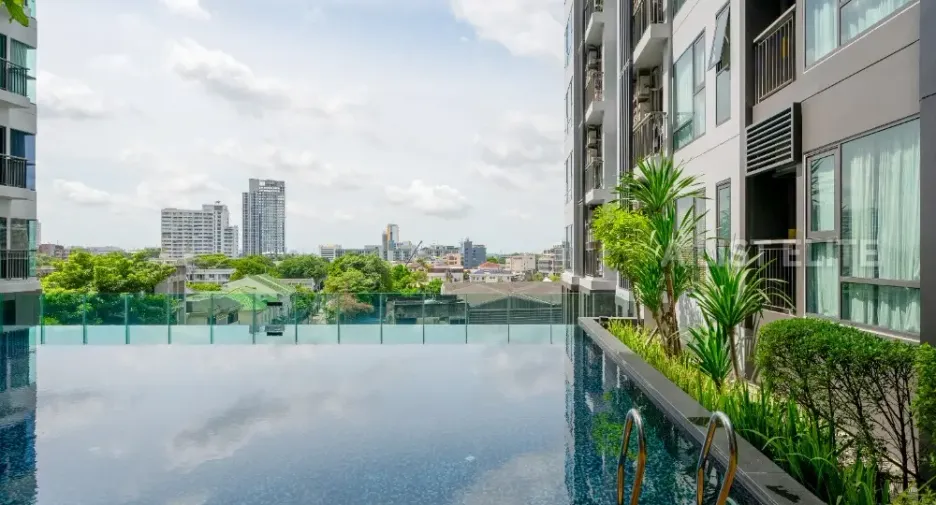 Wohnung zum Kauf mit 2 Zimmer in Khlong Toei, Bangkok