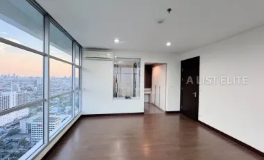 For sale 2 bedrooms condo in Huai Khwang, Bangkok