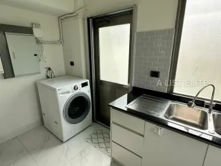 Аренда 4 спальни дом в Лат Крабанг, Бангкок