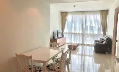 À vendre 2 chambres condo à Khlong Toei, Bangkok