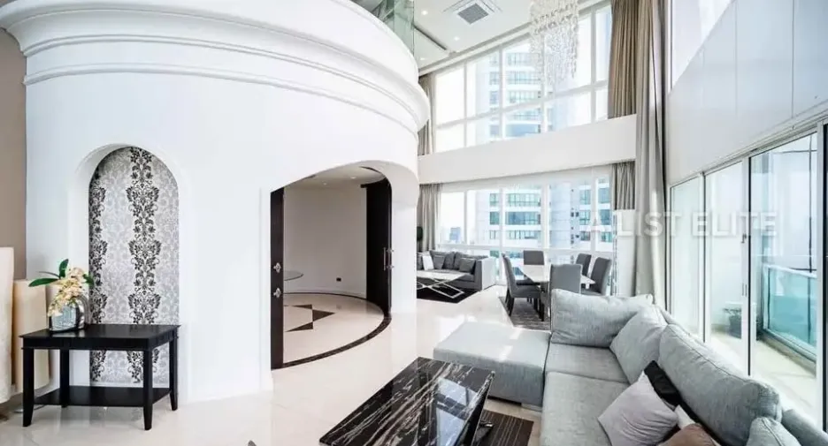 Condo en alquiler de 4 habitaciones en Khlong Toei, Bangkok