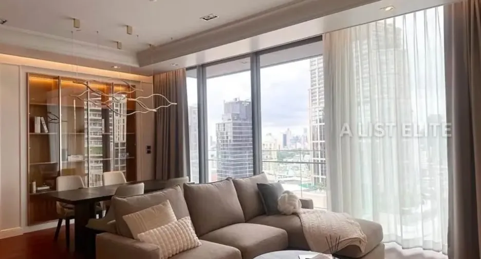 À louer 2 chambres condo à Khlong Toei, Bangkok