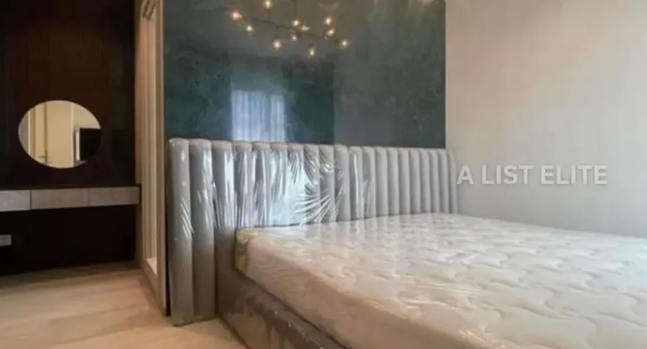 For sale 2 bedrooms condo in Pathum Wan, Bangkok