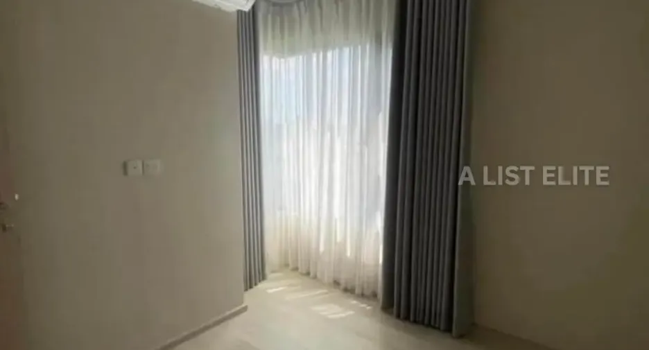 For sale 2 bedrooms condo in Pathum Wan, Bangkok