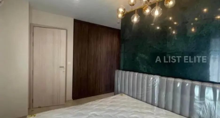 For sale 2 bedrooms condo in Pathum Wan, Bangkok