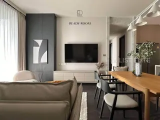 For sale 3 bedrooms condo in Khlong Toei, Bangkok