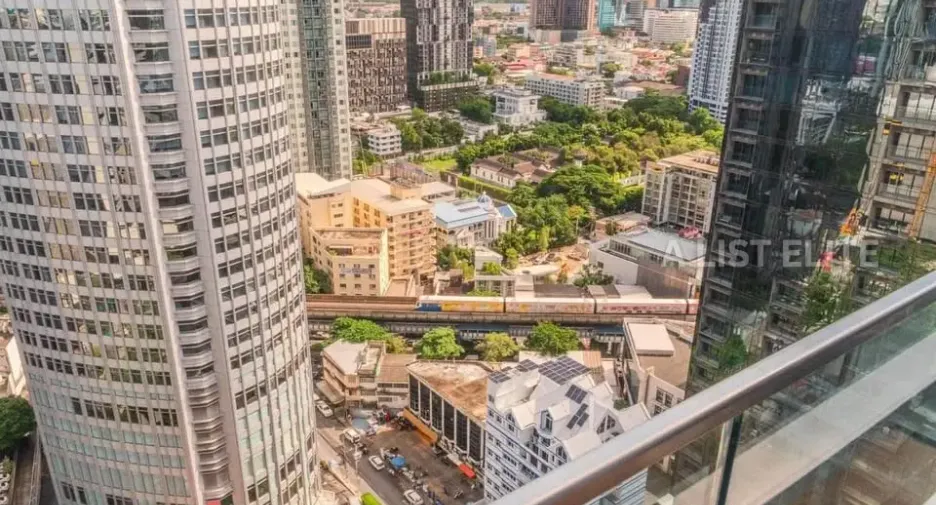 Wohnung zur Miete mit 2 Zimmer in Khlong Toei, Bangkok