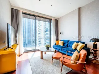 For rent 2 bedrooms condo in Watthana, Bangkok