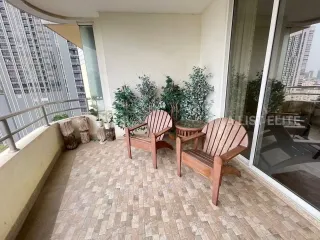 À vendre 3 chambres condo à Watthana, Bangkok