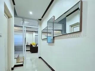 Casa en alquiler de 3 habitaciones en Bang Phli, Samut Prakan