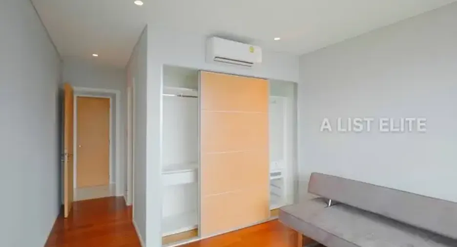 Condo en venta de 3 habitaciones en Khlong Toei, Bangkok