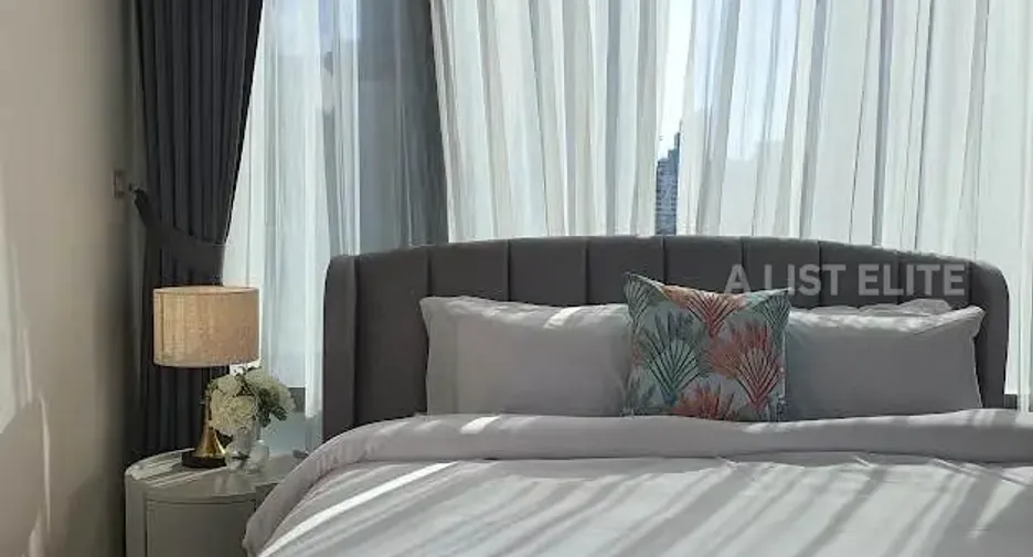 For rent 4 bedrooms condo in Watthana, Bangkok