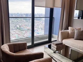 Condo en venta de 2 habitaciones en Huai Khwang, Bangkok