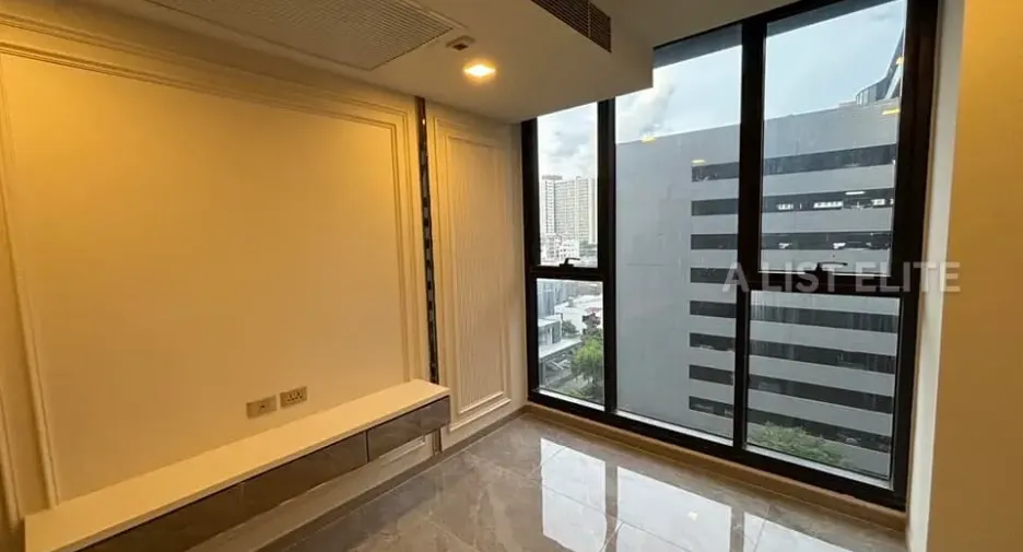 出售 3 卧室 公寓 在 Huai Khwang, 曼谷