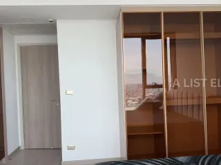 À vendre 3 chambres condo à Huai Khwang, Bangkok