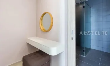For sale 2 bedrooms condo in Pathum Wan, Bangkok