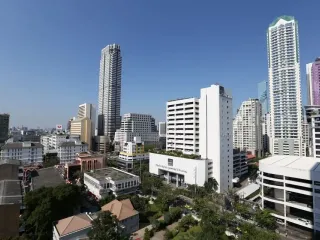 For sale 2 ベッドルーム condo in Sathon, Bangkok