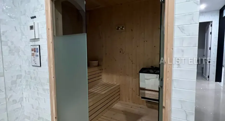 For sale 1 bed condo in Pathum Wan, Bangkok