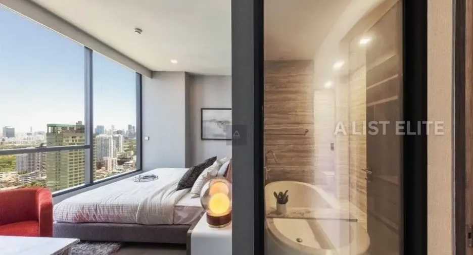 For rent 3 ベッドルーム condo in Khlong Toei, Bangkok