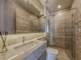 For rent 3 bedrooms condo in Khlong Toei, Bangkok