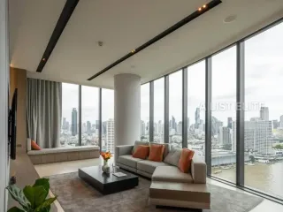 Condo en alquiler de 2 habitaciones en Khlong San, Bangkok