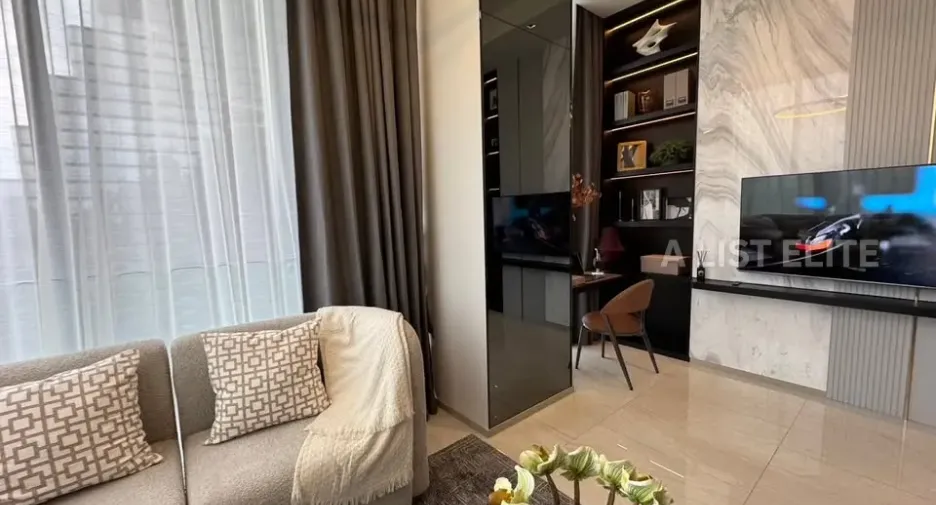 For sale 2 bedrooms condo in Bang Rak, Bangkok