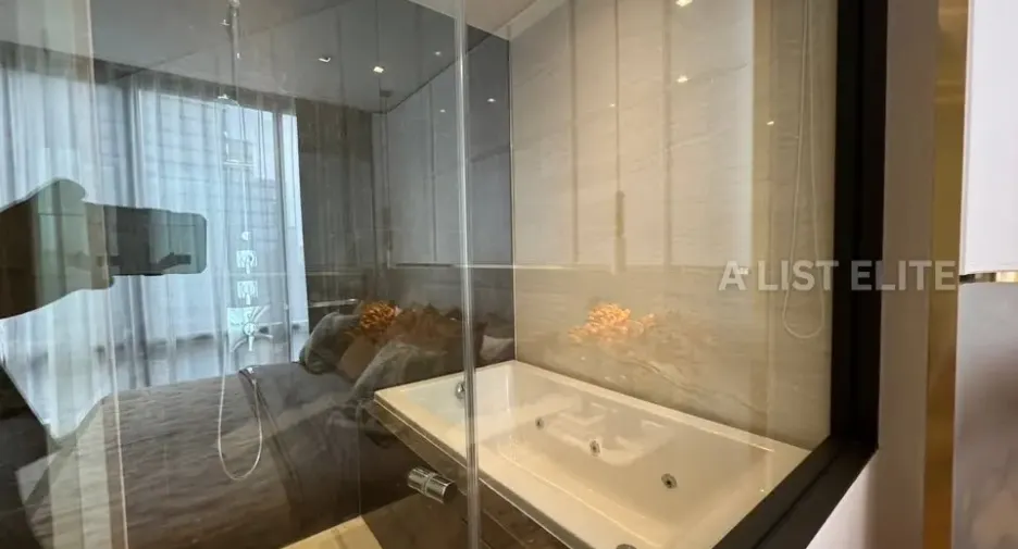 For sale 2 bedrooms condo in Bang Rak, Bangkok