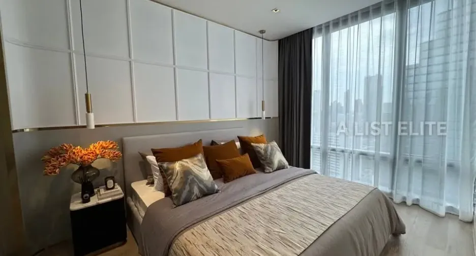 For sale 2 bedrooms condo in Bang Rak, Bangkok