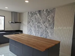 For rent 6 bedrooms house in Bang Phli, Samut Prakan