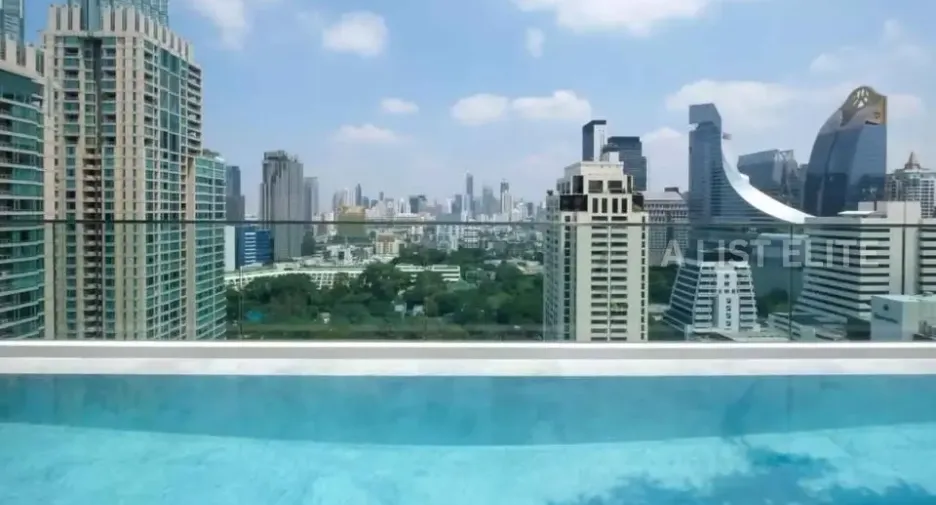 Wohnung zur Miete mit 2 Zimmer in Pathum Wan, Bangkok